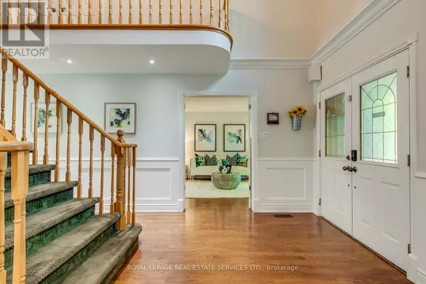 Oakville (ga Glen Abbey), ON L6M2W8,1366 FIELDCREST LANE