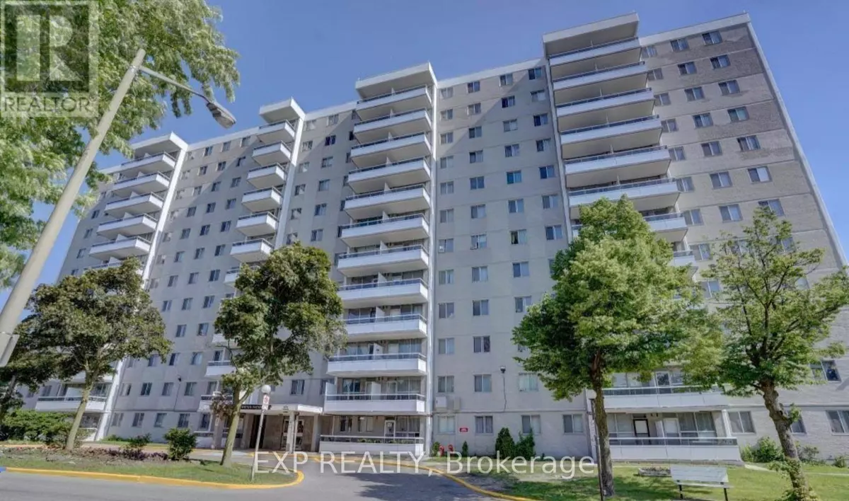 Toronto (yorkdale-glen Park), ON M6B2G8,200 Lotherton Pathway #508