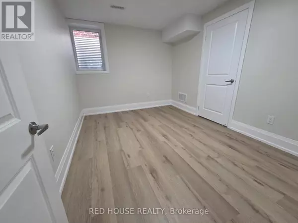 Milton (cb Cobban), ON L9E1V1,1414 Wellwood TER #Basement