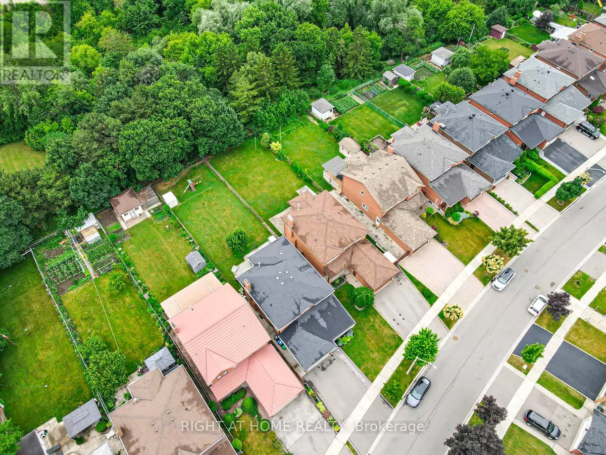 Mississauga (applewood), ON L4X2V5,3070 NAWBROOK ROAD