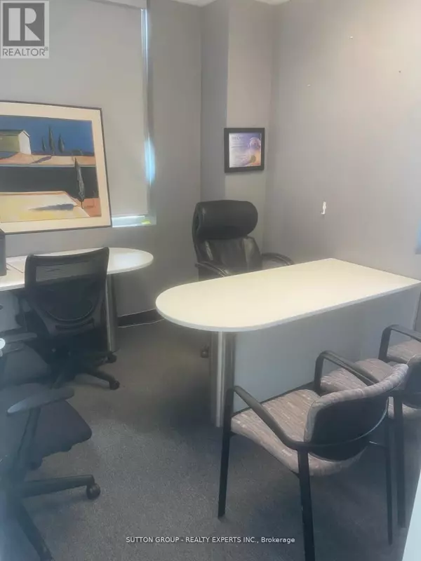 Brampton (brampton North), ON L6X0Z9,60 Gillingham DR #400 (Rm-2)