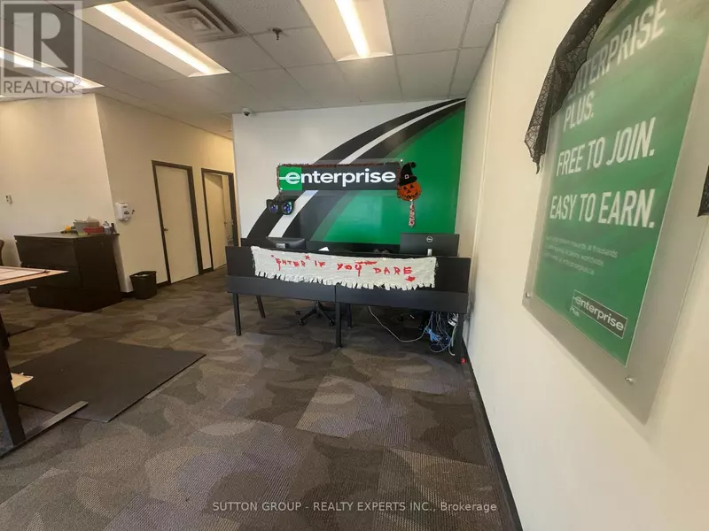 2074 Steeles AVE East #18, Brampton (southgate), ON L6T4Z9