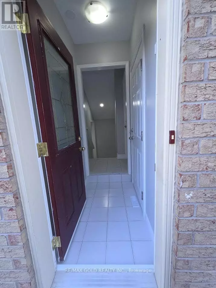 Brampton (fletcher's West), ON L6Y2V3,7 GERVAIS DRIVE