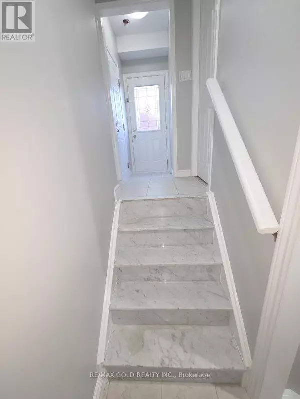 Brampton (fletcher's West), ON L6Y2V3,7 GERVAIS DRIVE