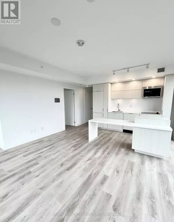 Burlington (brant), ON L7R0G9,370 Martha ST #802