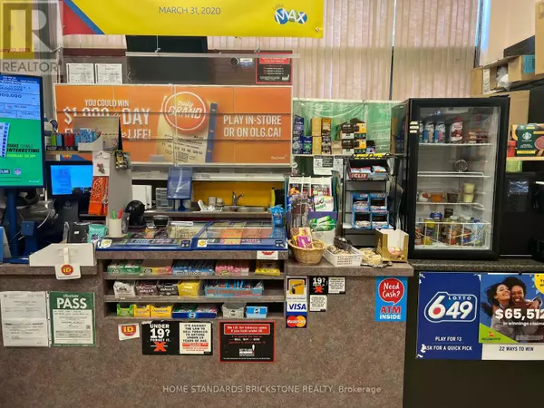 2045 Lake Shore BLVD West #2, Toronto (mimico), ON M8V2Z6