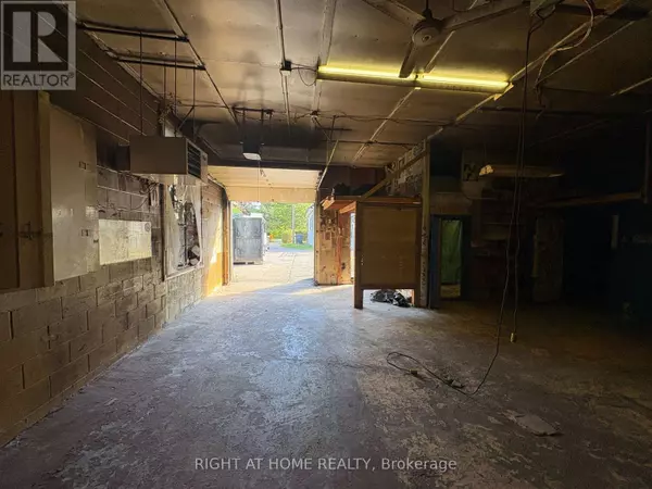 Mississauga (lorne Park), ON L5H1R4,779 Indian RD #Garage