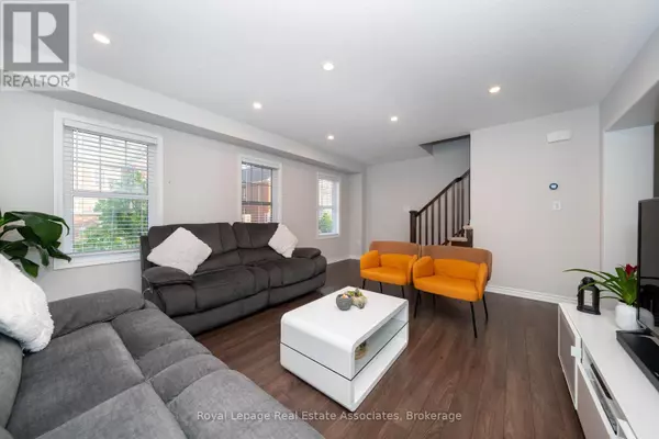 Milton (fo Ford), ON L9E1G3,111 GORE COURT