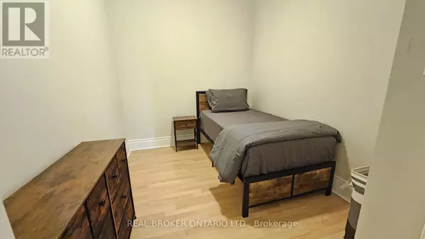 Mississauga (city Centre), ON L5B4M7,3880 Duke Of York BLVD #2803