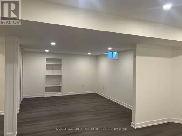 Brampton (fletcher's Creek South), ON L6Y3L8,4 LAFLEUR COURT