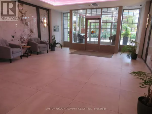 Oakville (ro River Oaks), ON L6H0E2,2325 Central Park DR #1001