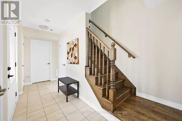 Oakville (go Glenorchy), ON L6M0V6,335 ELLEN DAVIDSON DRIVE