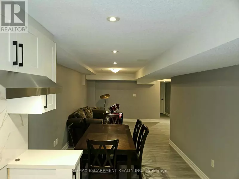 3881 BRINWOOD (BASEMENT) GATE, Mississauga (churchill Meadows), ON L5M7H3