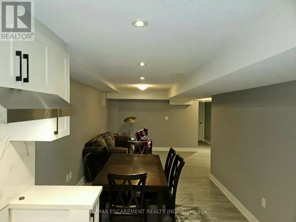 3881 BRINWOOD (BASEMENT) GATE, Mississauga (churchill Meadows), ON L5M7H3