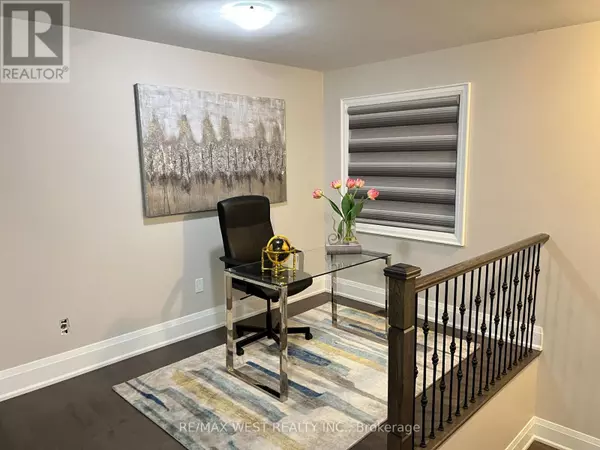 Brampton (sandringham-wellington North), ON L6R4B4,132 RUSSELL CREEK DRIVE