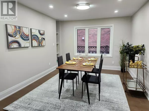 Oakville (ga Glen Abbey), ON L6M2N6,1308 FIELDCREST LANE