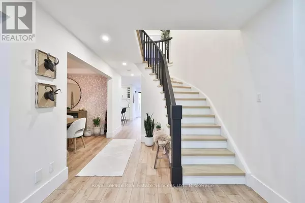 Oakville (ga Glen Abbey), ON L6M1H8,1189 RUSHBROOKE DRIVE