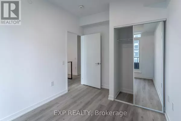 Mississauga (city Centre), ON L5B0P6,395 Square One DR #1111