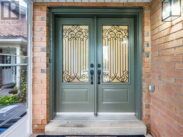 Mississauga (east Credit), ON L5V2V3,1156 PRESTONWOOD CRESCENT