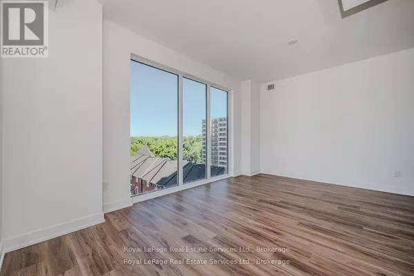 Burlington (brant), ON L7R2P7,370 Martha ST #610