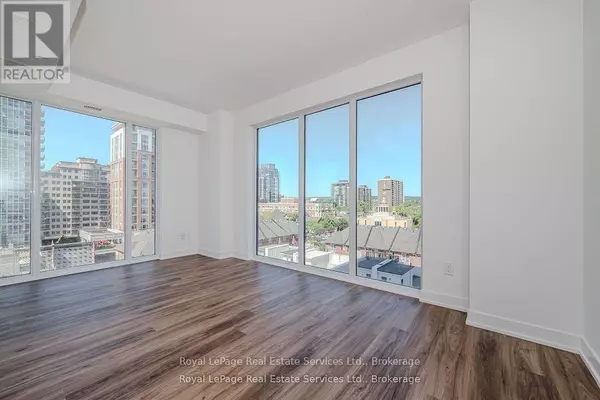 Burlington (brant), ON L7R2P7,370 Martha ST #610