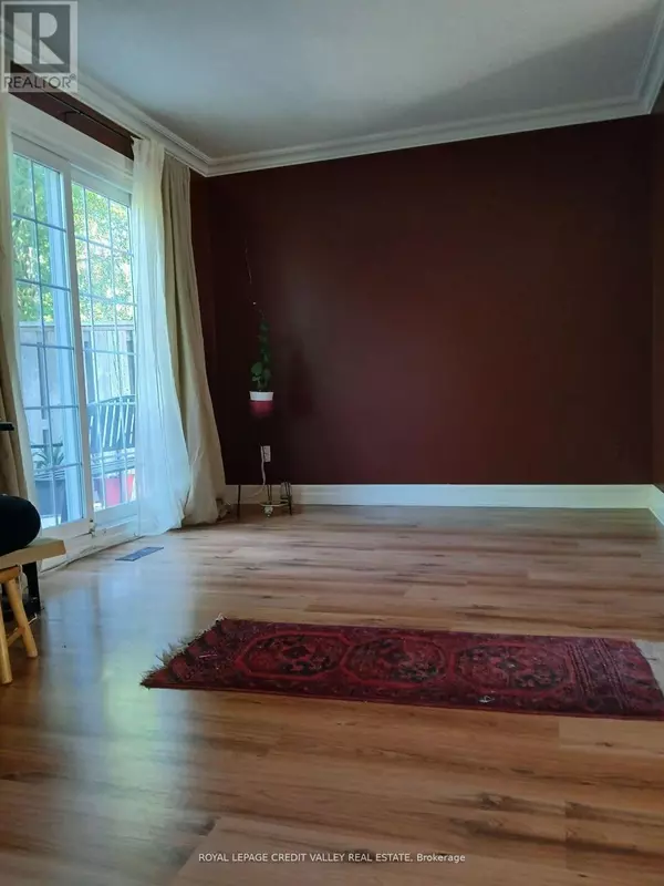 Brampton (heart Lake West), ON L6Z1G7,24 SUTTER AVENUE