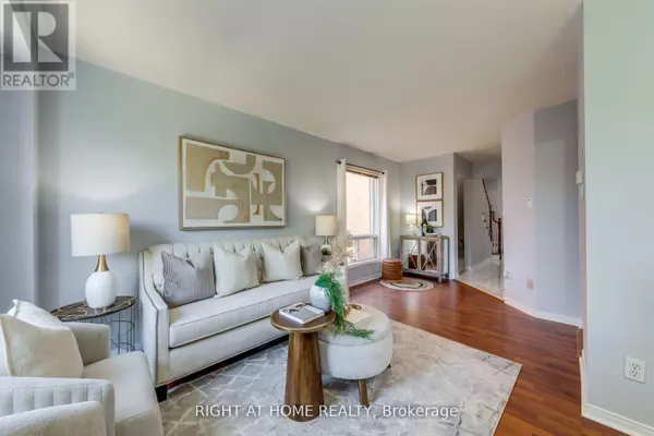 Mississauga (central Erin Mills), ON L5M6C1,2945 Thomas ST #104