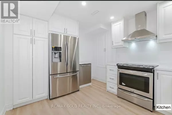 Brampton (bram West), ON L6Y0E4,17 KAPIKOG STREET