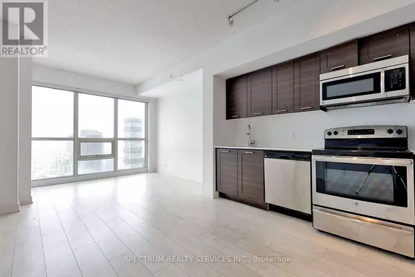 Toronto (mimico), ON M8V0B1,2220 Lakeshore BLVD West #3805