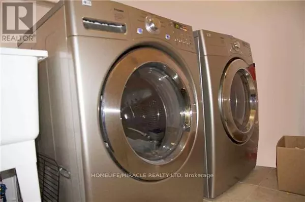 Brampton (northwood Park), ON L6X3B8,26 RED ASH COURT