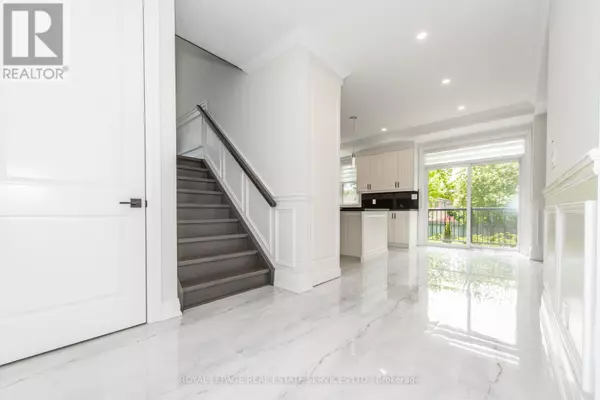 Mississauga (mineola), ON L5G3J3,1204 ARGREEN ROAD