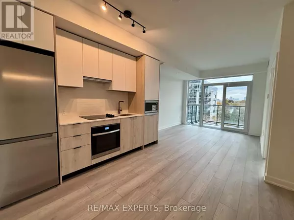 Toronto (islington-city Centre West), ON M8Z0H4,1007 The Queensway #404