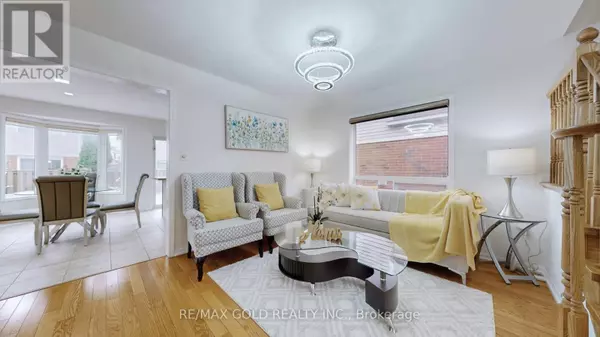 Brampton (credit Valley), ON L6X0N1,7 CHUDLEIGH AVENUE