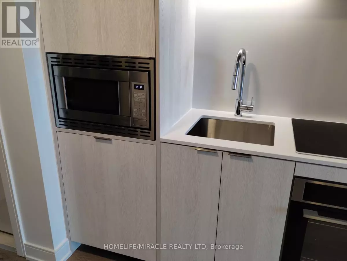 Mississauga (cooksville), ON L5B0P9,3009 Novar RD #202