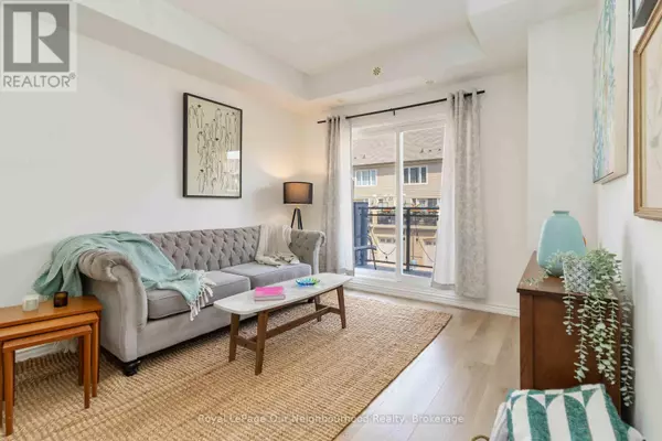 Mississauga (churchill Meadows), ON L5M0M4,3075 Thomas ST #201