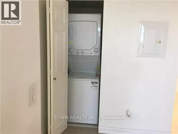 Mississauga (city Centre), ON L5B0A1,388 Prince of Wales DR #405