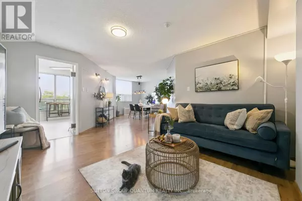 Mississauga (clarkson), ON L5J4R3,1110 WALDEN CIR #611