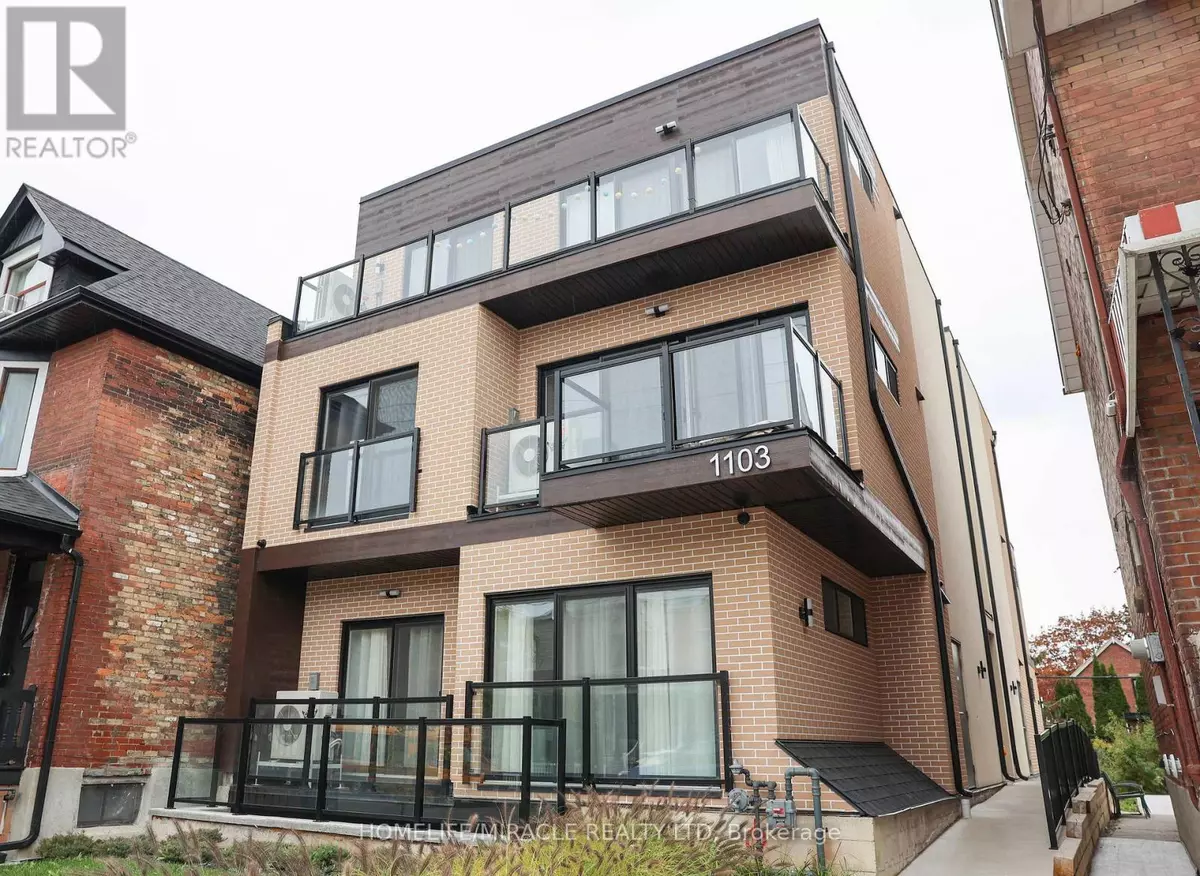 Toronto (dovercourt-wallace Emerson-junction), ON M6H4B5,1103 Dufferin ST #8