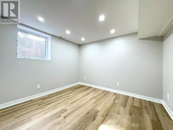 Mississauga (meadowvale), ON L5N3C2,6340 Kindree CIR #Bsmt