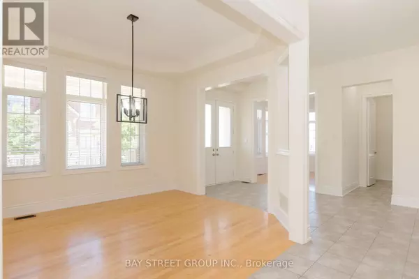 Oakville (jm Joshua Meadows), ON L6H0T2,3127 STREAMWOOD PASS