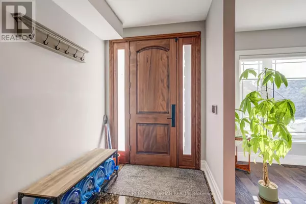 Mississauga (lakeview), ON L5E2N5,1487 MYRON DRIVE