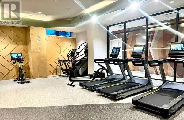 Mississauga (central Erin Mills), ON L5M2T2,2495 Eglinton AVE West #1806