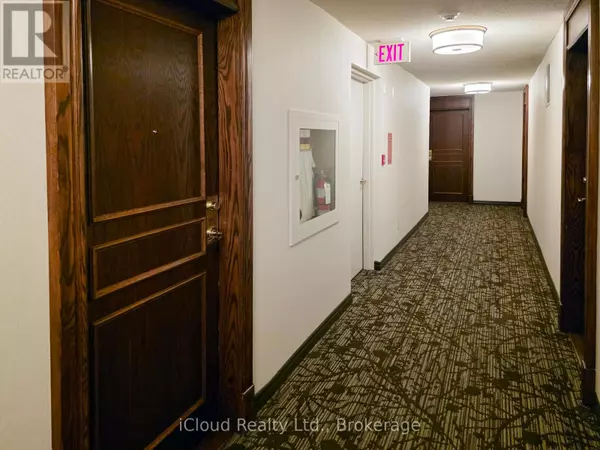 Mississauga (central Erin Mills), ON L5M5Z2,2585 Erin Centre BLVD #1007