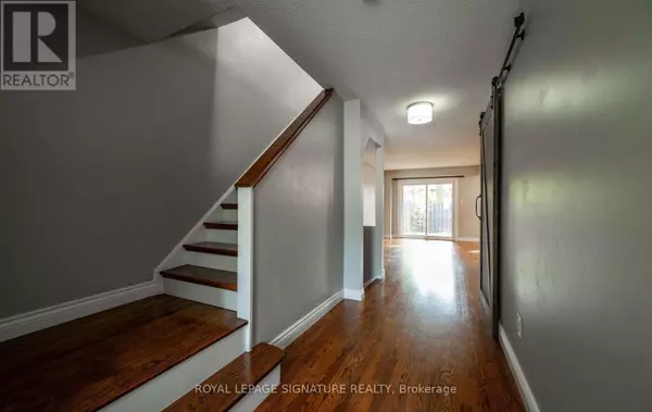 Milton (dp Dorset Park), ON L9T3J5,481 Pitfield RD #24