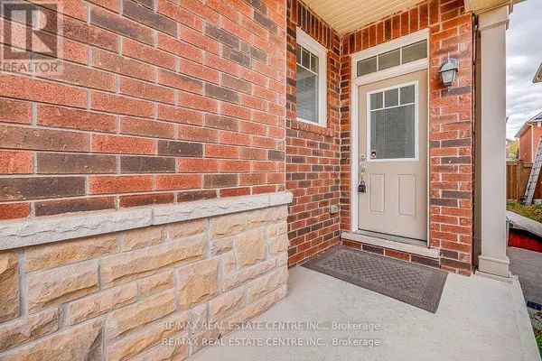 Milton (ha Harrison), ON L9T8N9,1079 SAVOLINE BOULEVARD