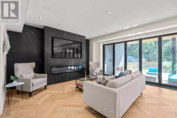 Mississauga (lakeview), ON L5E2B9,1560 ASGARD DRIVE