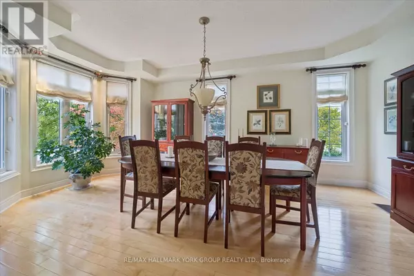 Mississauga (streetsville), ON L5M1M6,85 Church ST #17