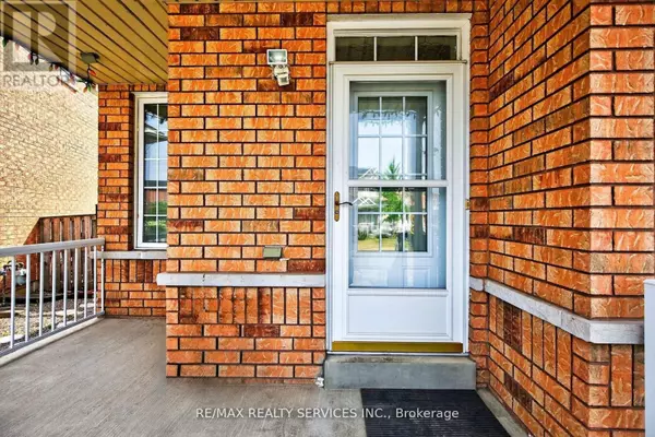 Brampton (madoc), ON L6V4T4,18 FISHING CRESCENT