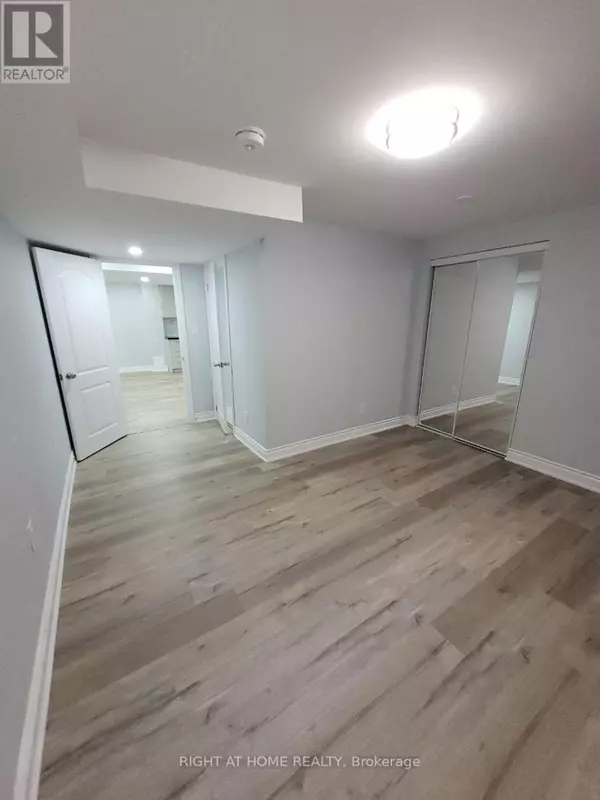 Brampton (sandringham-wellington), ON L6R1W2,88 Snowcap RD #Lower