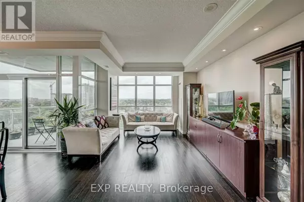 Brampton (downtown Brampton), ON L6X0T6,9 George ST #1111